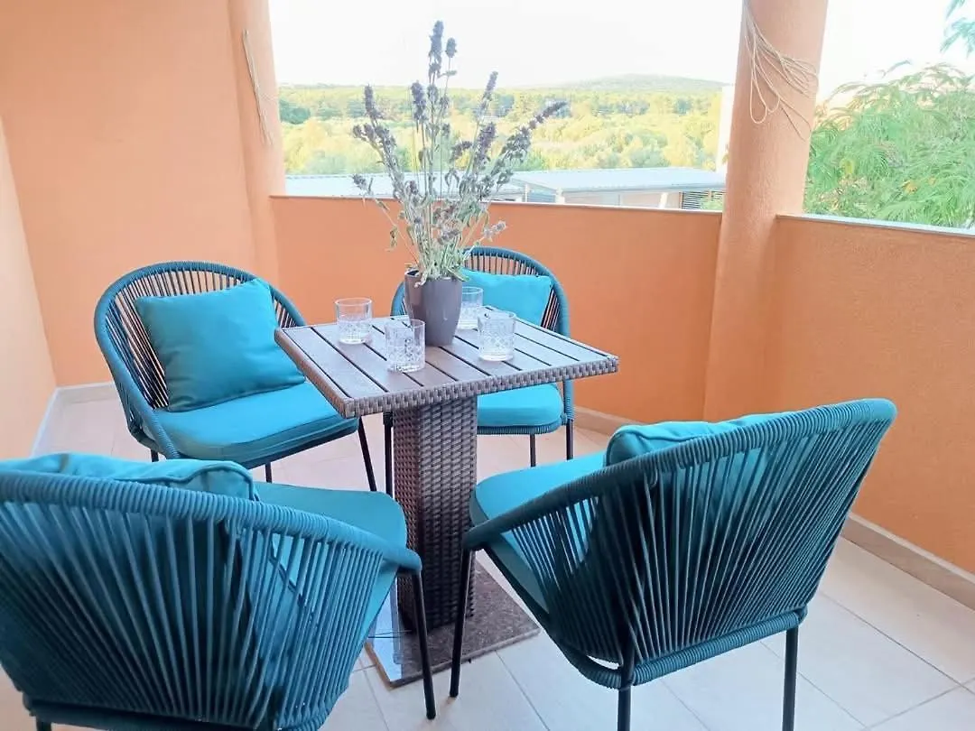 Stylish Apartment Pine Hill Turanj Chorwacja