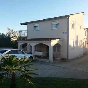 Apartament Apartman Turanj, Turanj